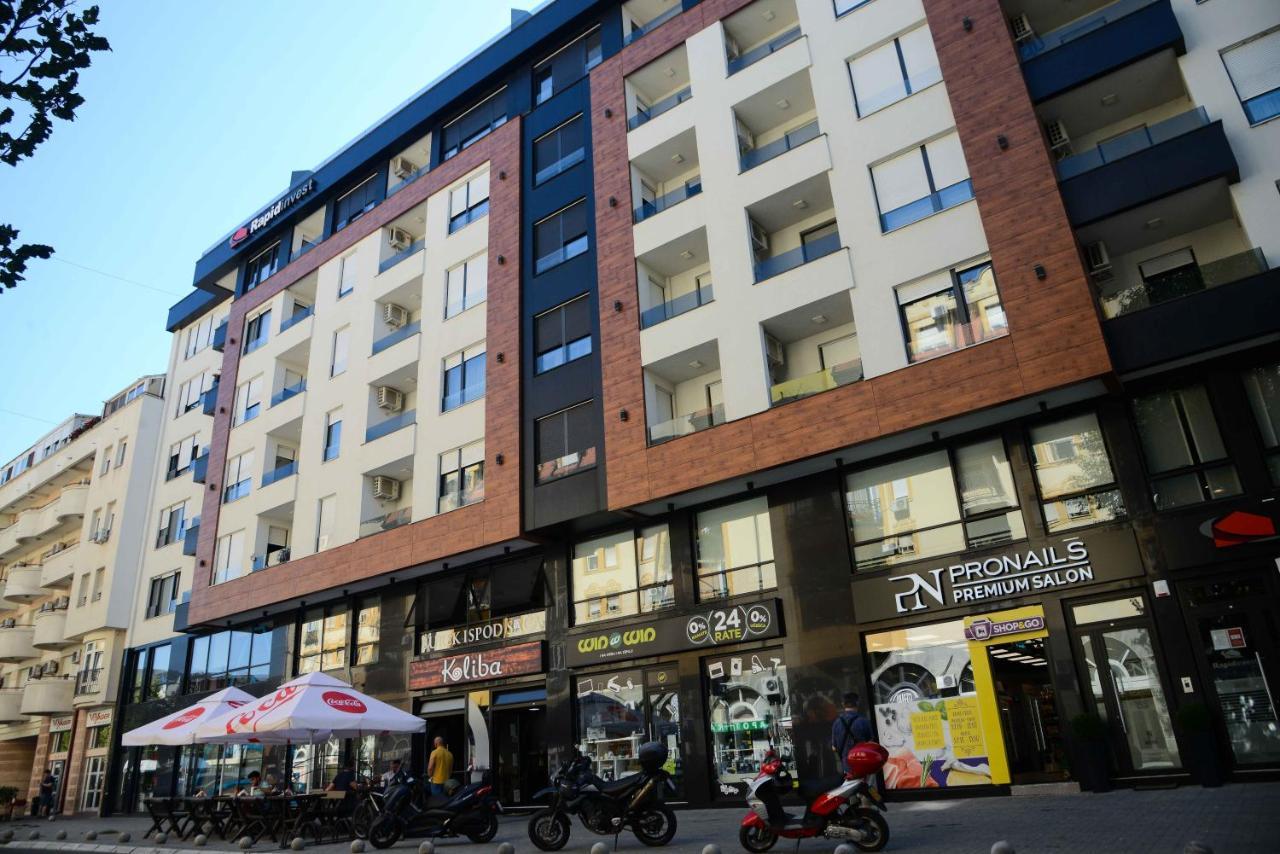 Tesla 70 Apartment With Secure Parking In The Garage Novi Sad Exteriér fotografie